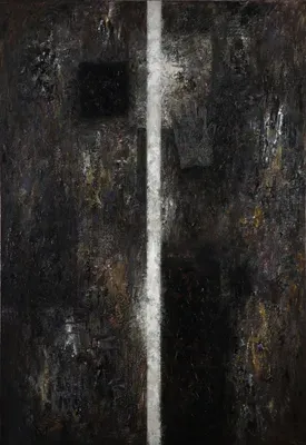 «Сплошная» — Михаил Кабан-Петров, 2011, холст, авторская техника, 130×90 см. Вертикальная светлая полоса делит тёмный холст почти пополам